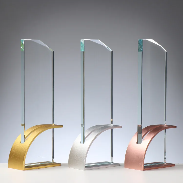 Glastrophäen Glanzhöhe mit Metall 68448- 68450